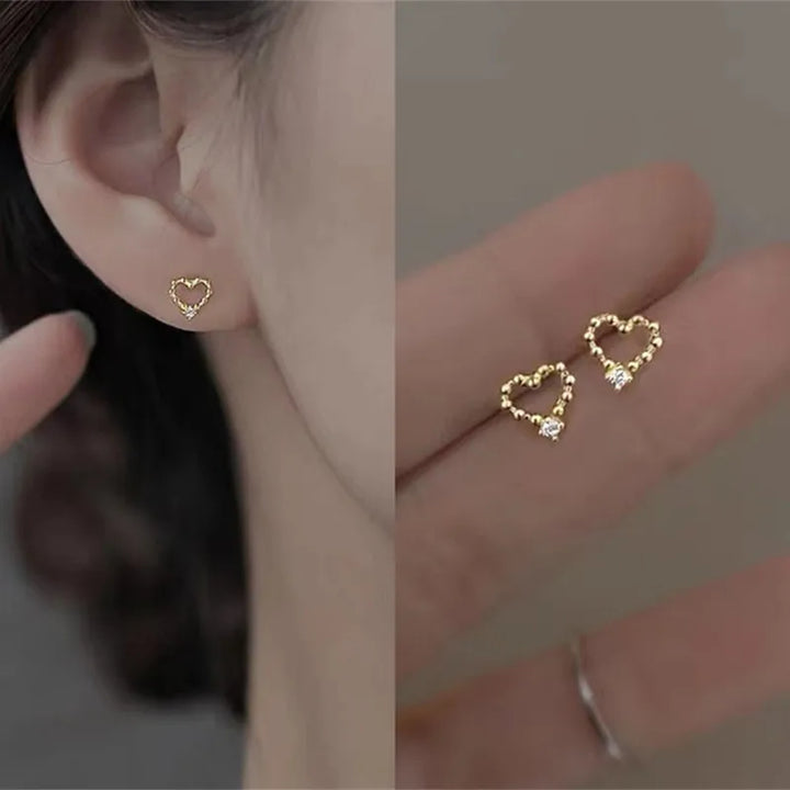 New Simple Women Earrings Silver Plated Mini Crystal Flowers Zircon Sweet Helix Cartilage Tragus Teen Ear Piercing Jewelry